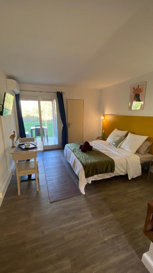 Joli Appartement 27M2 Oasis Provencale En Village Vacances En Camargue Арл Екстериор снимка